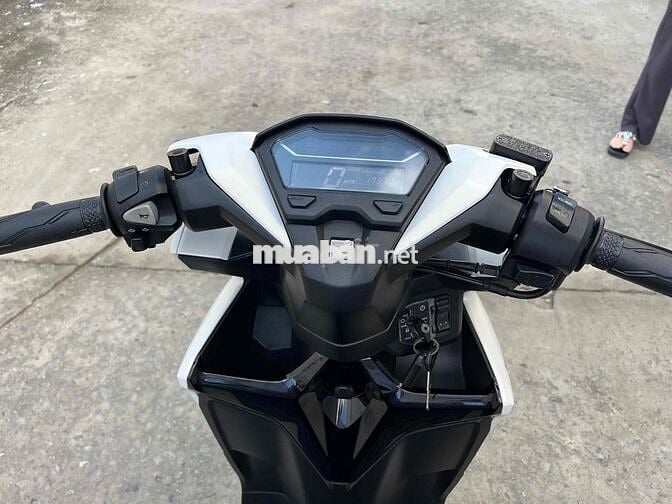 Vario 125 2021 trắng Ngọc trai.