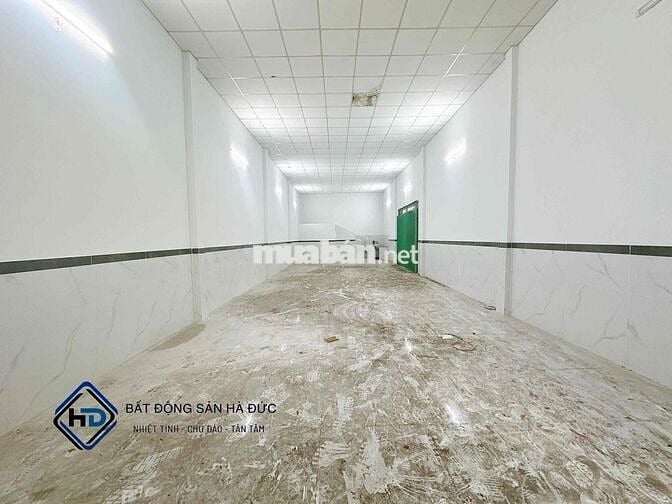 Nhà góc 2 mặt tiền 6x30 gần siêu thị Metro giáp Gò Vấp