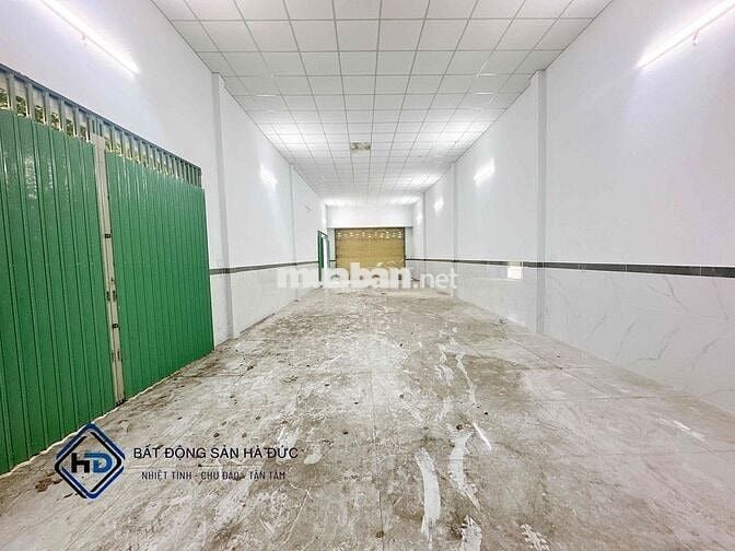 Nhà góc 2 mặt tiền 6x30 gần siêu thị Metro giáp Gò Vấp