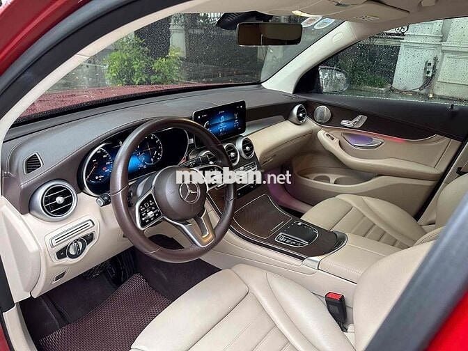 Mercedes Benz GLC 200 4 Matic 2021 - 53000 km