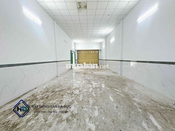 Nhà góc 2 mặt tiền 6x30 gần siêu thị Metro giáp Gò Vấp