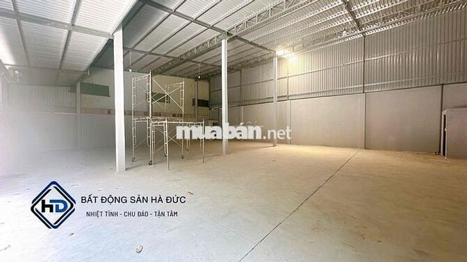 Xưởng 20x18 cao ráo thoáng mát cách Lê Thị Riêng 100m