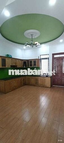 Cho thuê nhà vừa ở vừa làm vp gần ngã tư 550