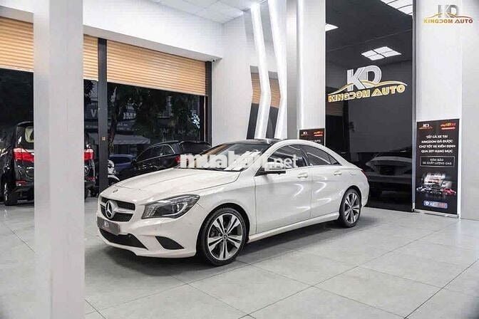 Mercedes CLA_200 model 2016 trắng nt đen rất đẹp 🎯