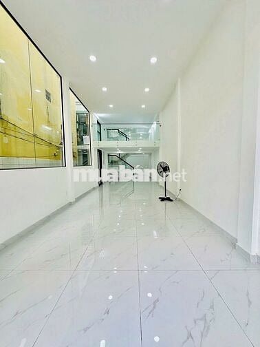 SIÊU PHẨM CHO THUÊ NHÀ MẶT TIỀN KINH DOANH HUỲNH VĂN BÁNH PHÚ NHUẬN