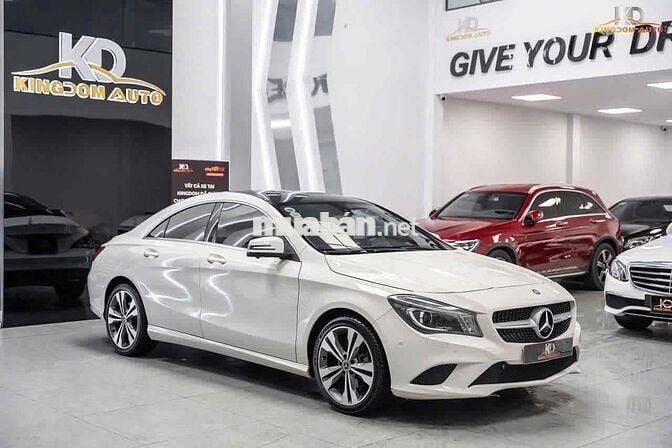 Mercedes CLA_200 model 2016 trắng nt đen rất đẹp 🎯