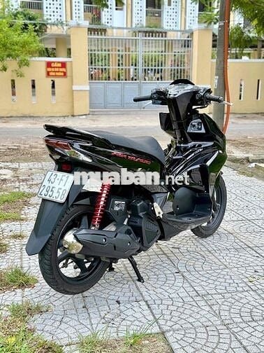 👉AIR BLADE 2017ful đen bóng bso 43 chính chủ,máy m