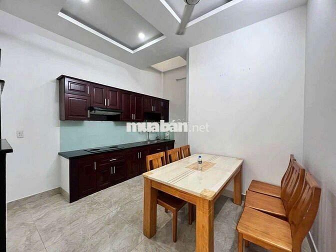 Cho thuê nhà 1 trệt 2 lầu ngay ủy ban Thạnh xuân cũ Đường 7m