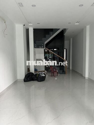 CHO THUÊ NHÀ ĐẸP MT – CỐNG QUỲNH, QUẬN 1 4,5x15 6TẦNG 100TRIỆU (TL)