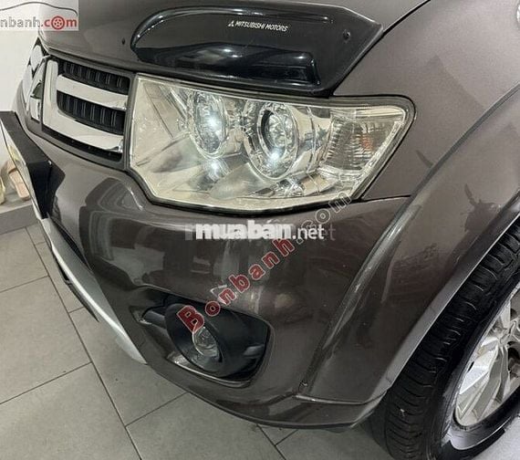 Mitsubishi Pajero Sport G 4x4 AT 2015 - 425 Triệu