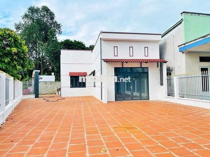 Bán gấp căn nhà cấp 4 , 2MT ở Phước Thanh , Gò Dầu 292m2 SHR giá 759tr