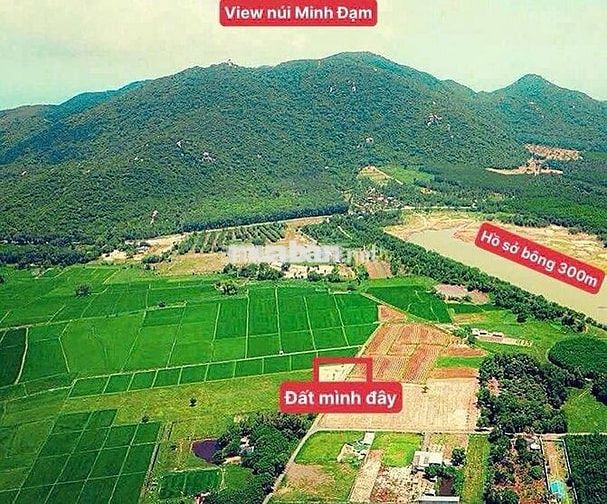 Mặt tiền đường view đẹp, gâng biển siêu mát cho anh chị nghỉ dưỡng