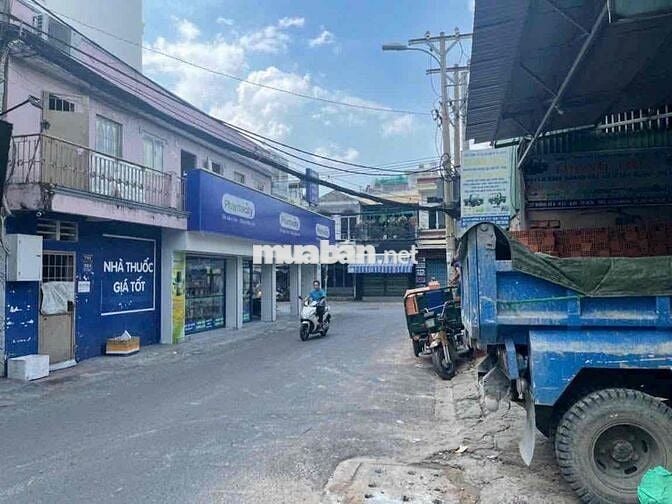 Cho thuê mặt bằng 124m2 trống suốt, kinh doanh đa ngành nghề