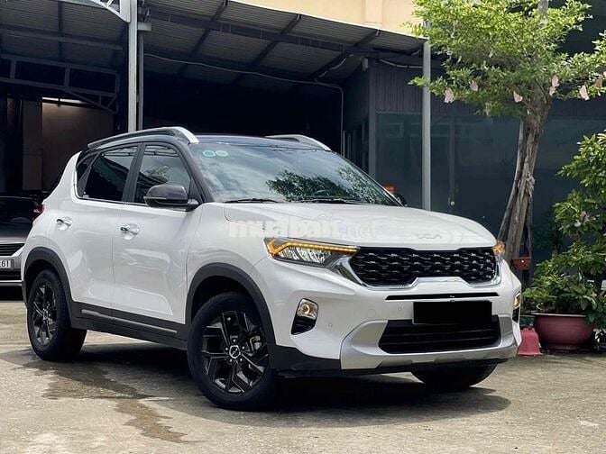 Kia Sonet 2024 1.5 Luxury-37000 km bao check