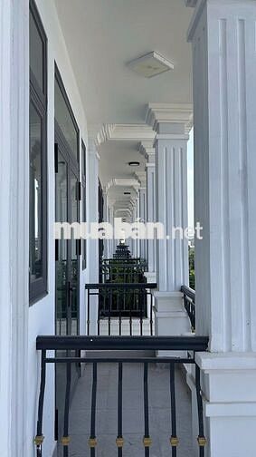 Bán Căn Hoàng Nam 5 Nhà 1 trệt 2 lầu 4PN 4WC, đang cho thuê 8tr/tháng.