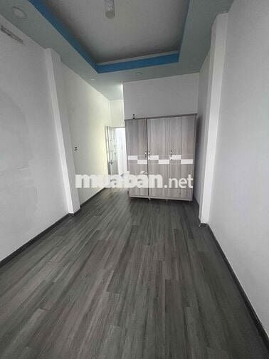 Cần bán nhà chính chủ.3x9m 2 lầu sân thượng 2pn 3wc 3.150 triệu