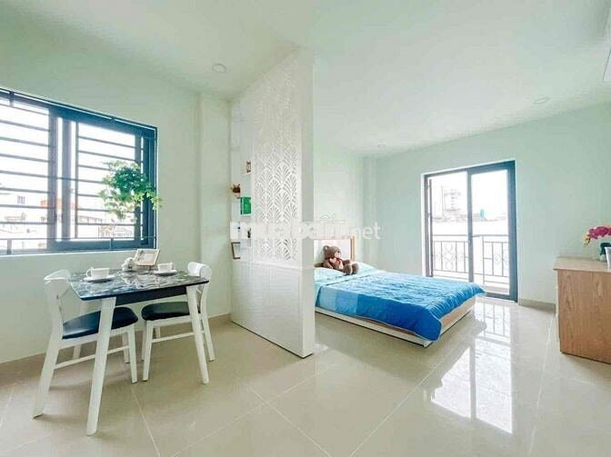 Căn hộ 1PN tách bếp ban công ngay trung tâm Phú Nhuận giáp Quận 1
