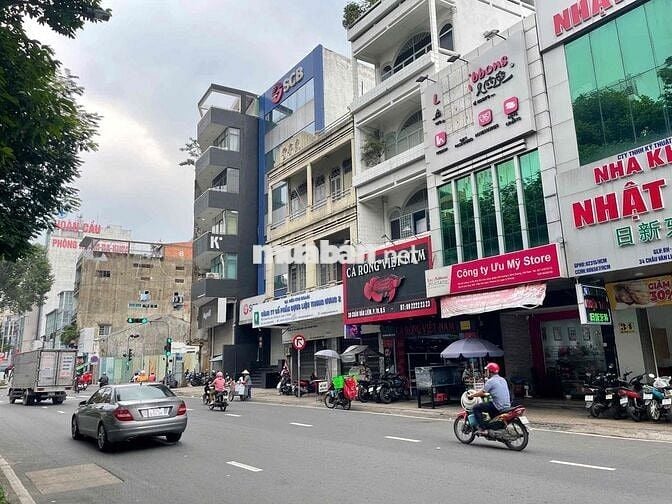 Cho thuê nhà mặt tiền lớn Châu Văn Liêm, Q5 – 3 lầu, nở hậu, giá tốt