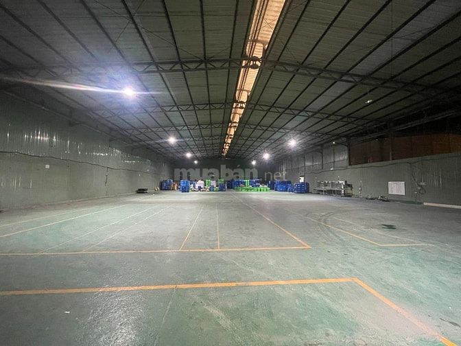 * Cho thuê kho xưởng*1800m2 gần đường Q.L 1A, Linh Trung, Quận Thủ Đức
