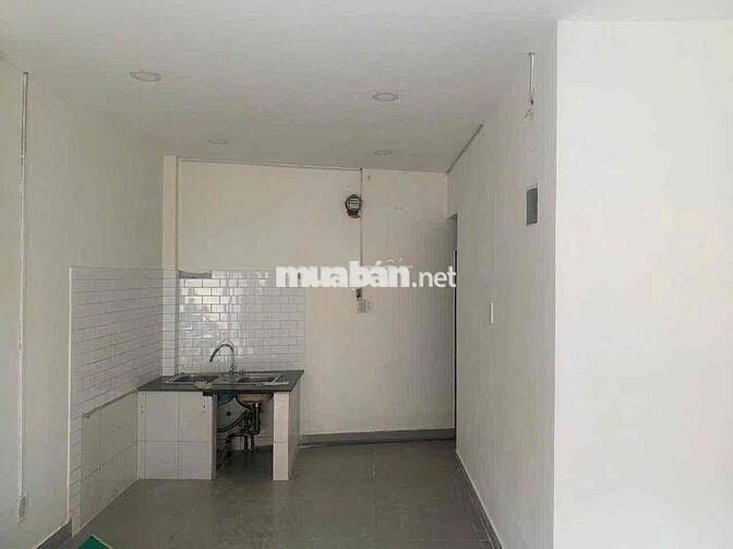 cho thuê nhà nguyên căn mặt tiền đường Nguyễn Thượng Hiền p5 , PN