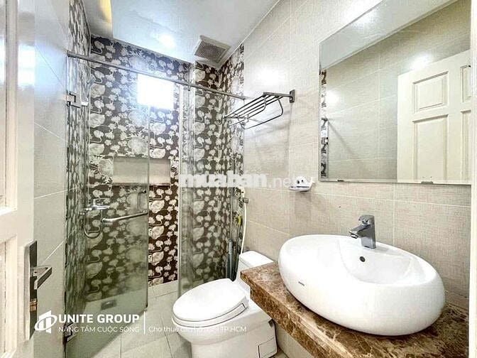 CĂN STUDIO BAN CÔNG, FULL NỘI THẤT, THANG MÁY, GẦN PHAN ĐĂNG LƯU