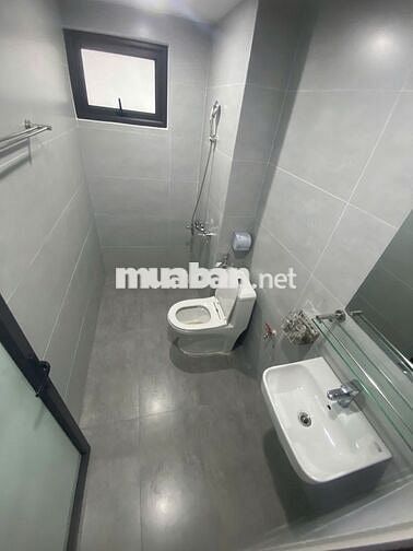 Nhà 4T*42m2 thiết kế gara ô tô trong nhà- ngay sát Đại Lộ- Giá 4,35 tỷ
