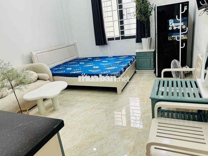 CĂN STUDIO BAN CÔNG, FULL NỘI THẤT, THANG MÁY, GẦN PHAN ĐĂNG LƯU