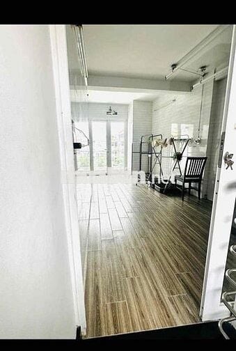 mặt tiền Q5, cho thuê nguyên căn - 1 trệt 4 lầu - 16 triệu/ tháng