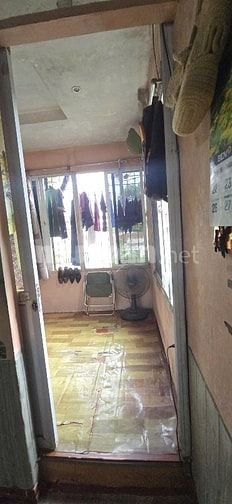 Cho thuê căn hộ tập thể tầng 6 tại khu trung tâm
