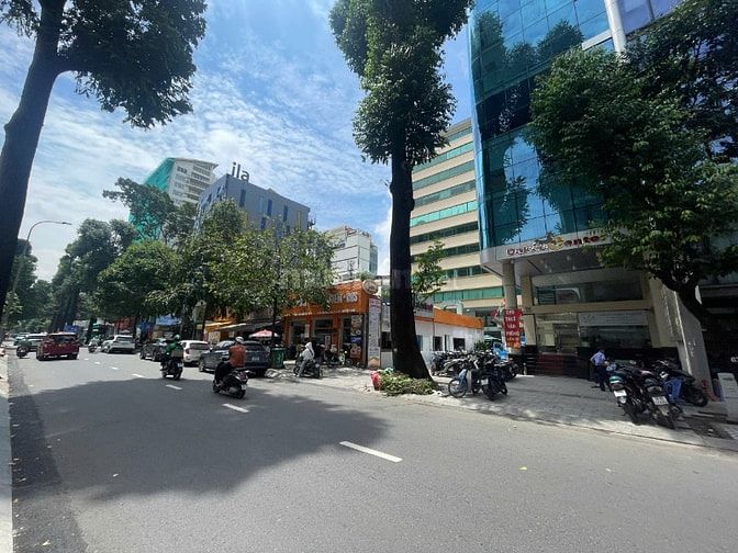 Bán TNVP Mạc Đỉnh Chi, Đakao, Quận 1. DT 9.45 x 22m HDT 450tr/tháng