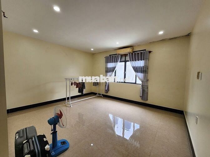 Gấp lắm rồi, bán ngộp căn nhà ở Hòa Phú Củ Chi1,050 tỷ.SHR(5x22)