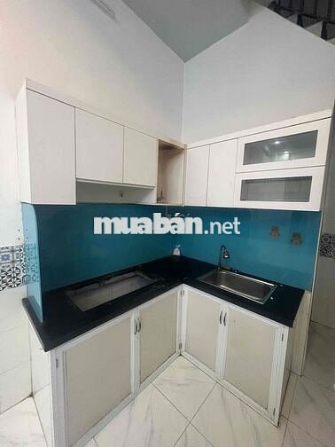 Cần bán nhà chính chủ.3x9m 2 lầu sân thượng 2pn 3wc 3.150 triệu
