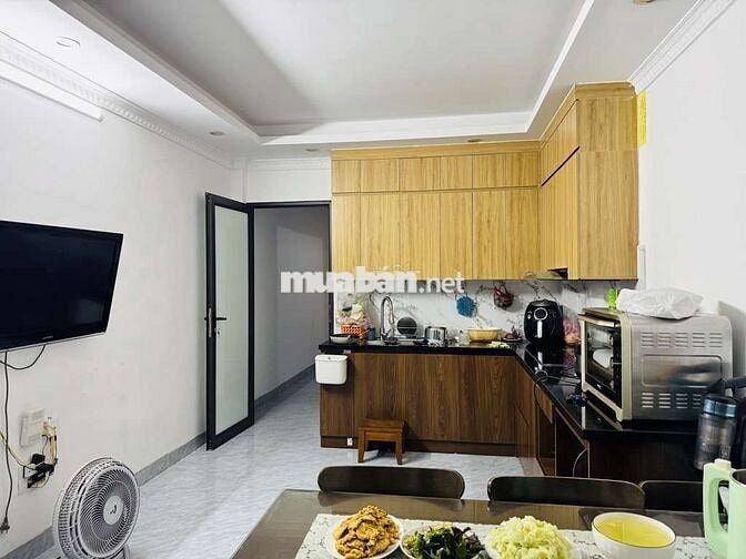 NHÀ 6 TẦNG LÔ GÓC 3 MẶT THOÁNG ÔTÔ ĐỖ CỬA CẠNH CHỢ THẠCH BÀN GẦN AEON