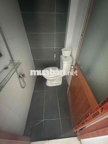 Cần bán nhà chính chủ.3x9m 2 lầu sân thượng 2pn 3wc 3.150 triệu