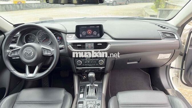 Mazda 6 2018 2.0L Premium - 90000 km