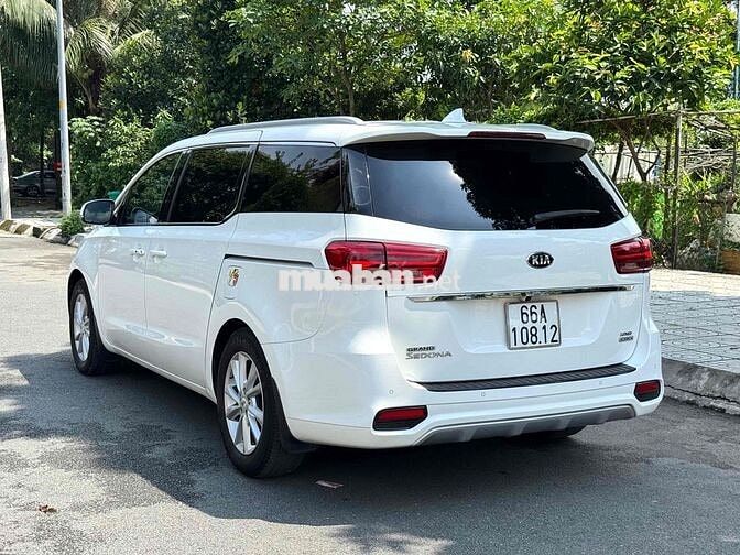 Kia Sedona 2019 2.2 DAT Luxury - 76000 km
