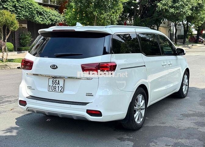 Kia Sedona 2019 2.2 DAT Luxury - 76000 km