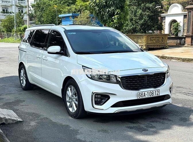 Kia Sedona 2019 2.2 DAT Luxury - 76000 km