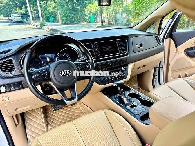 Kia Sedona 2019 2.2 DAT Luxury - 76000 km