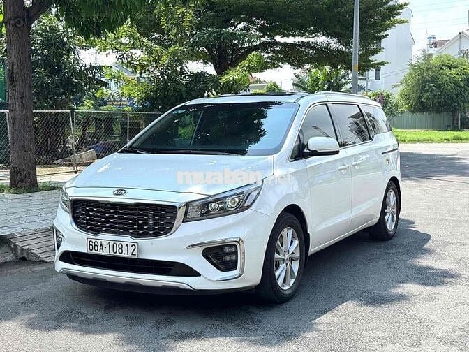 Kia Sedona 2019 2.2 DAT Luxury - 76000 km