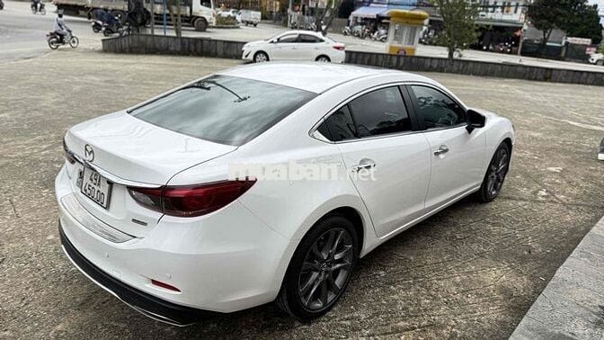 Mazda 6 2018 2.0L Premium - 90000 km