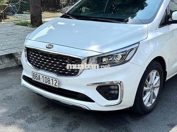 Kia Sedona 2019 2.2 DAT Luxury - 76000 km