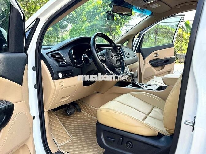 Kia Sedona 2019 2.2 DAT Luxury - 76000 km