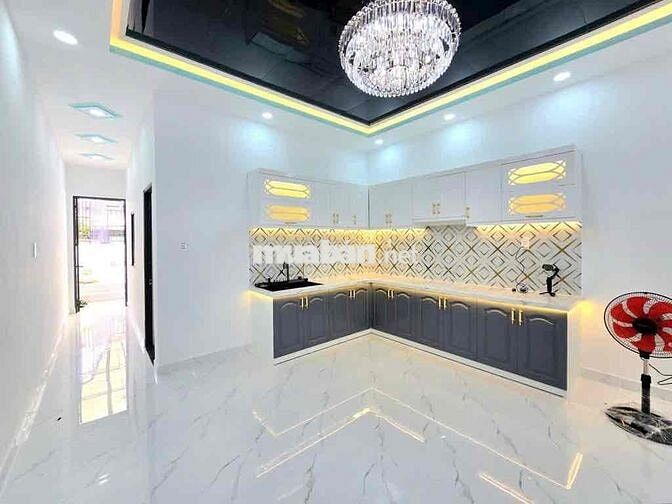 NHÀ CĂN GÓC, MẶT TIỀN KINH DOANH, NHÀ BÈ, 4 NGỦ, FULL NỘI THẤT