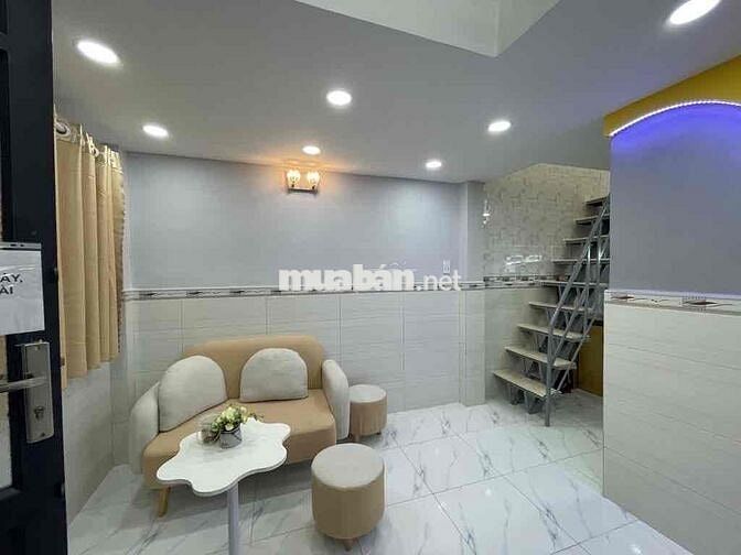 Nhà 1 trệt . 1 lầu . 2 PN . 2VS