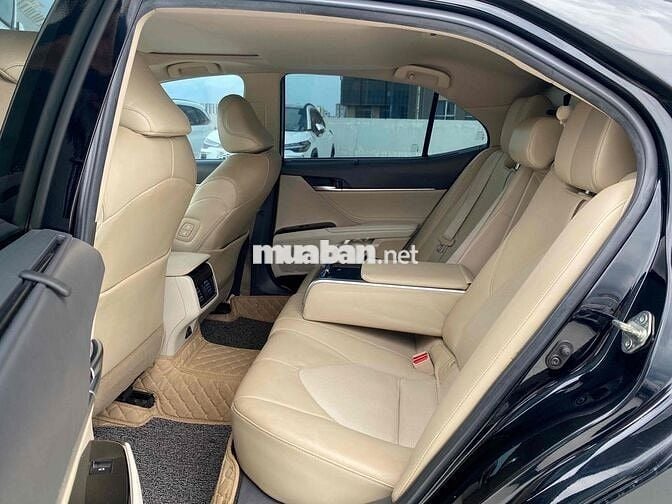 Toyota Camry 2019 2.5Q - 90000 km
