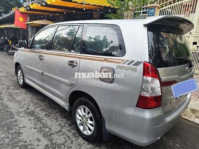 Innova MT sản xuất 2014 Gia Đình