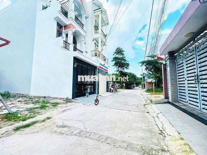 HÀNG HIẾM GIÁ TỐT ĐẤT FUL THỔ NGANG 6M XÂY DỰNG TỰ DO GẦN HOÀNG DIỆU 2