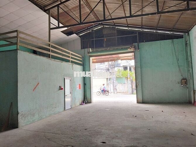 Cho thuê mặt tiền sẵn kho xưởng đường cây cám sầm uất