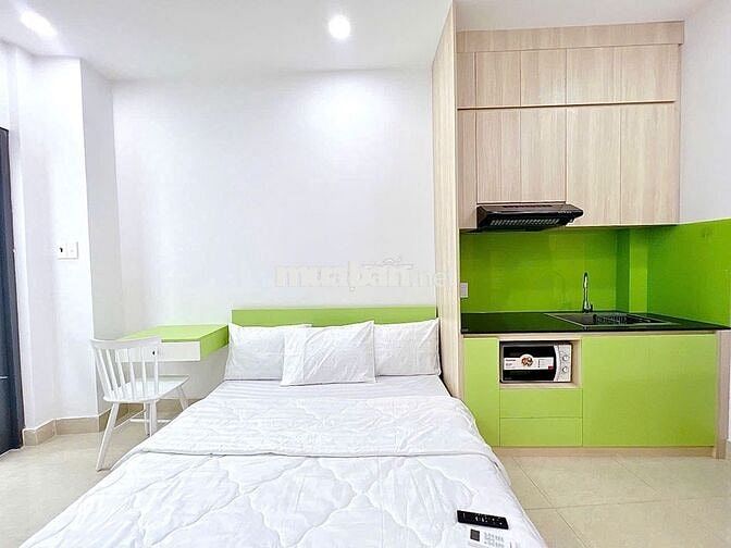 PHÒNG FULL NỘI THẤT CỬA SỔ BAN CÔNG LỚN Ở BÌNH THẠNH GẦN CHỢ BÀ CHIỂU